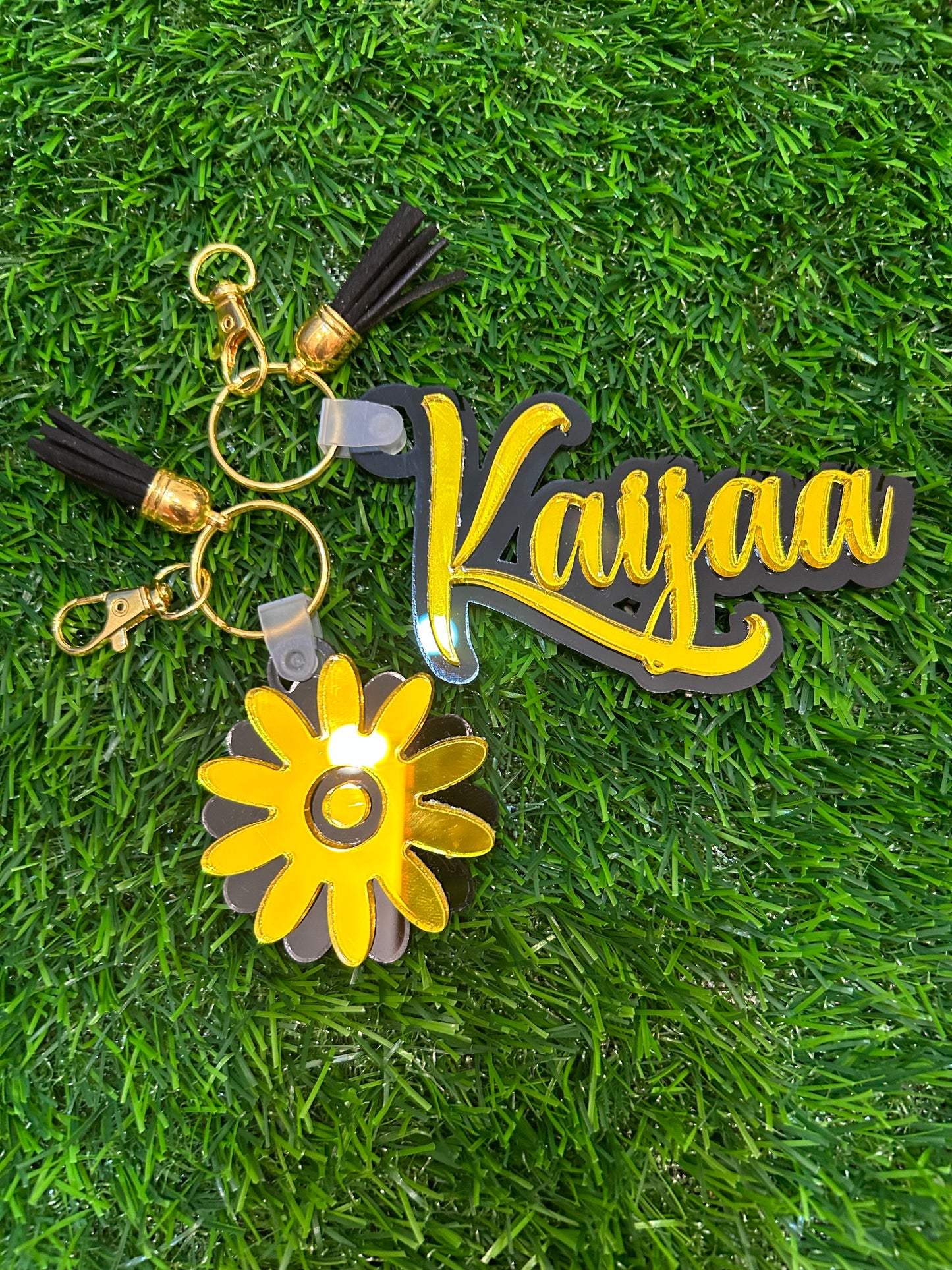 Daisy Bag/ Keychain Charms